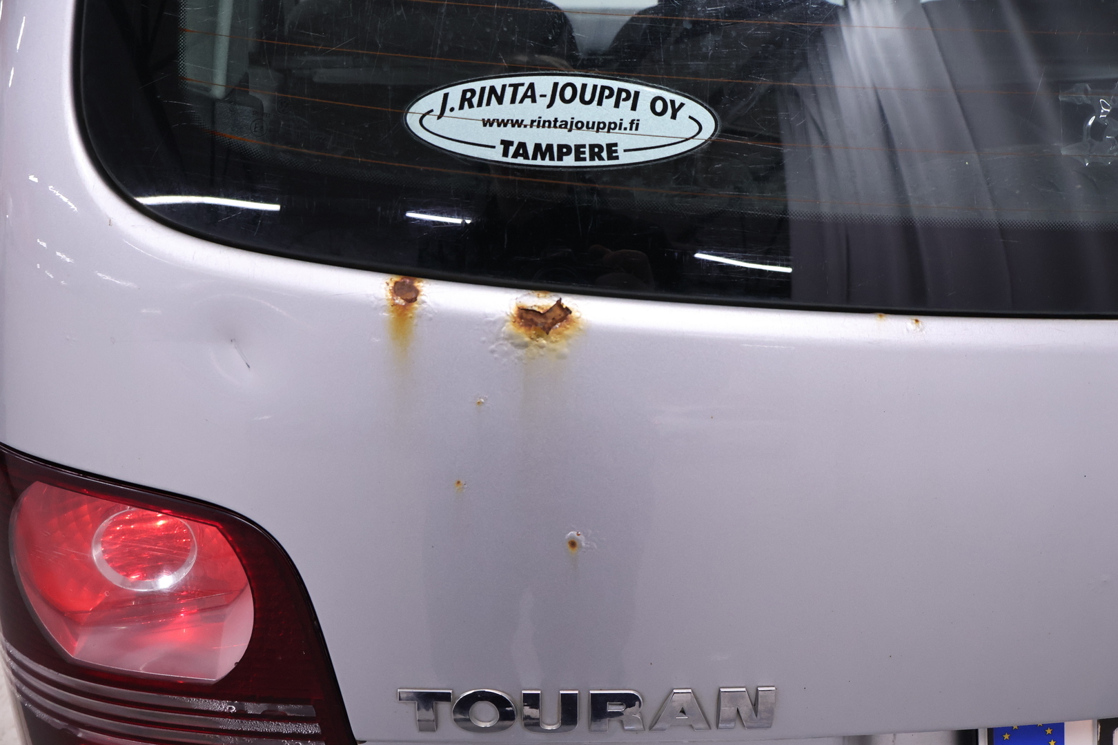 VOLKSWAGEN Touran 2008