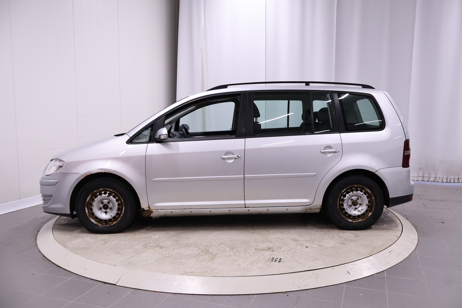 VOLKSWAGEN Touran 2008