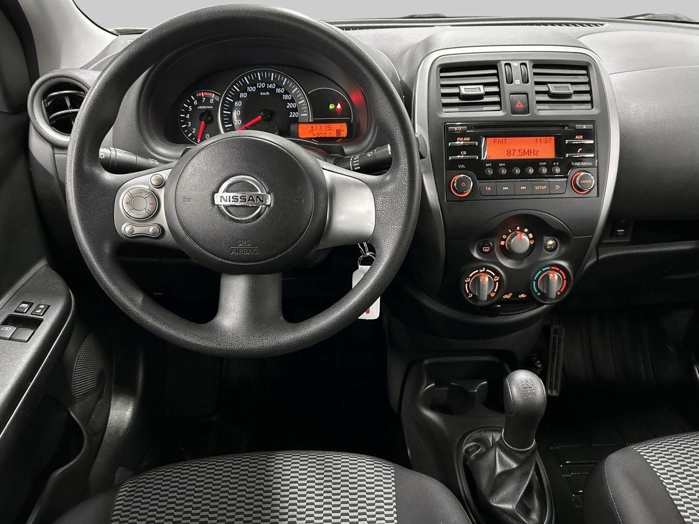 NISSAN Micra 2015