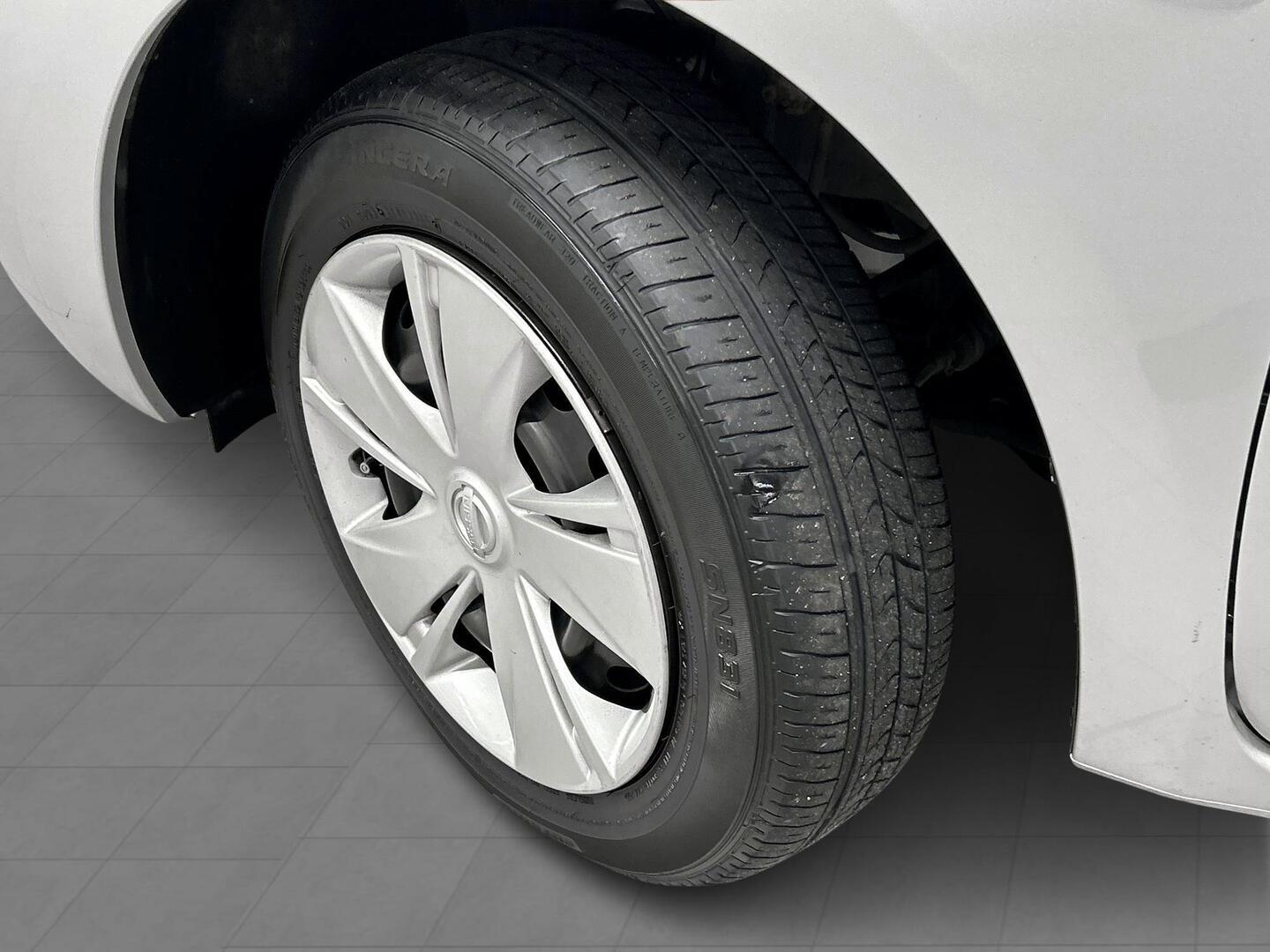 NISSAN Micra 2015