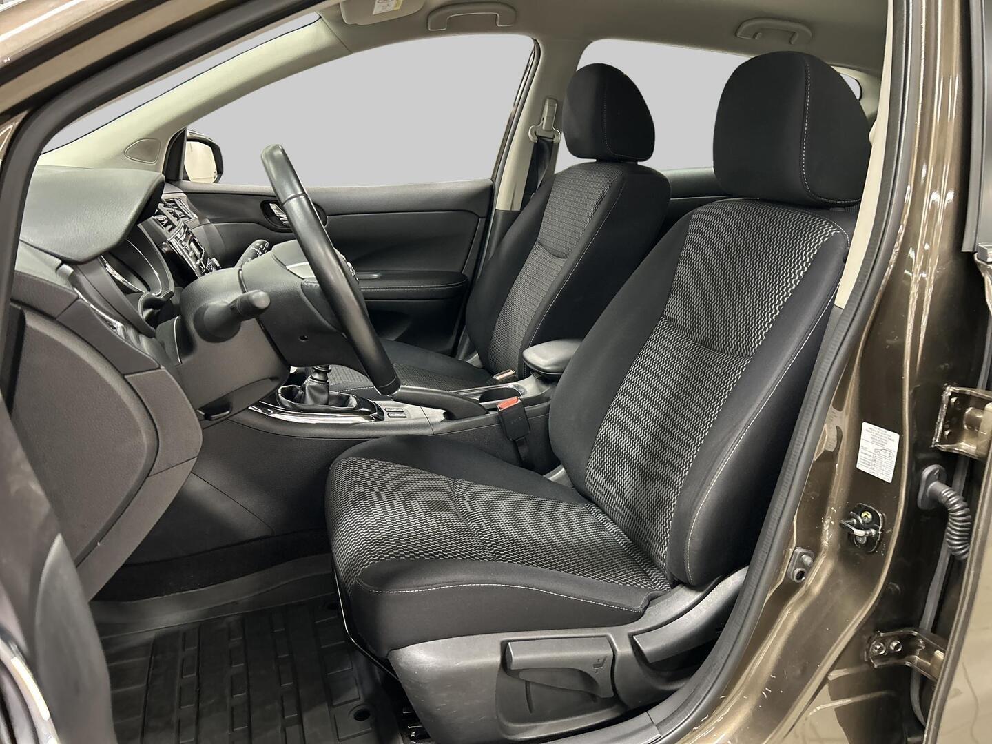 NISSAN Pulsar 2016