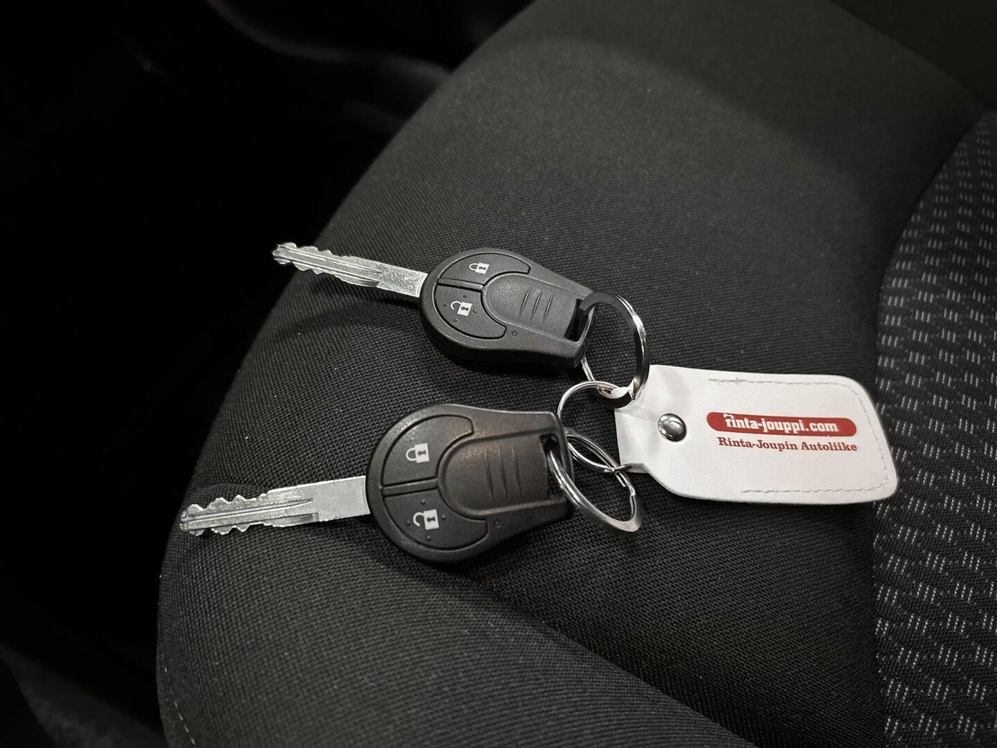 NISSAN Note 2016