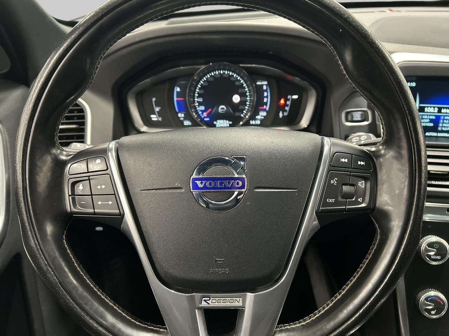 VOLVO XC60 2016