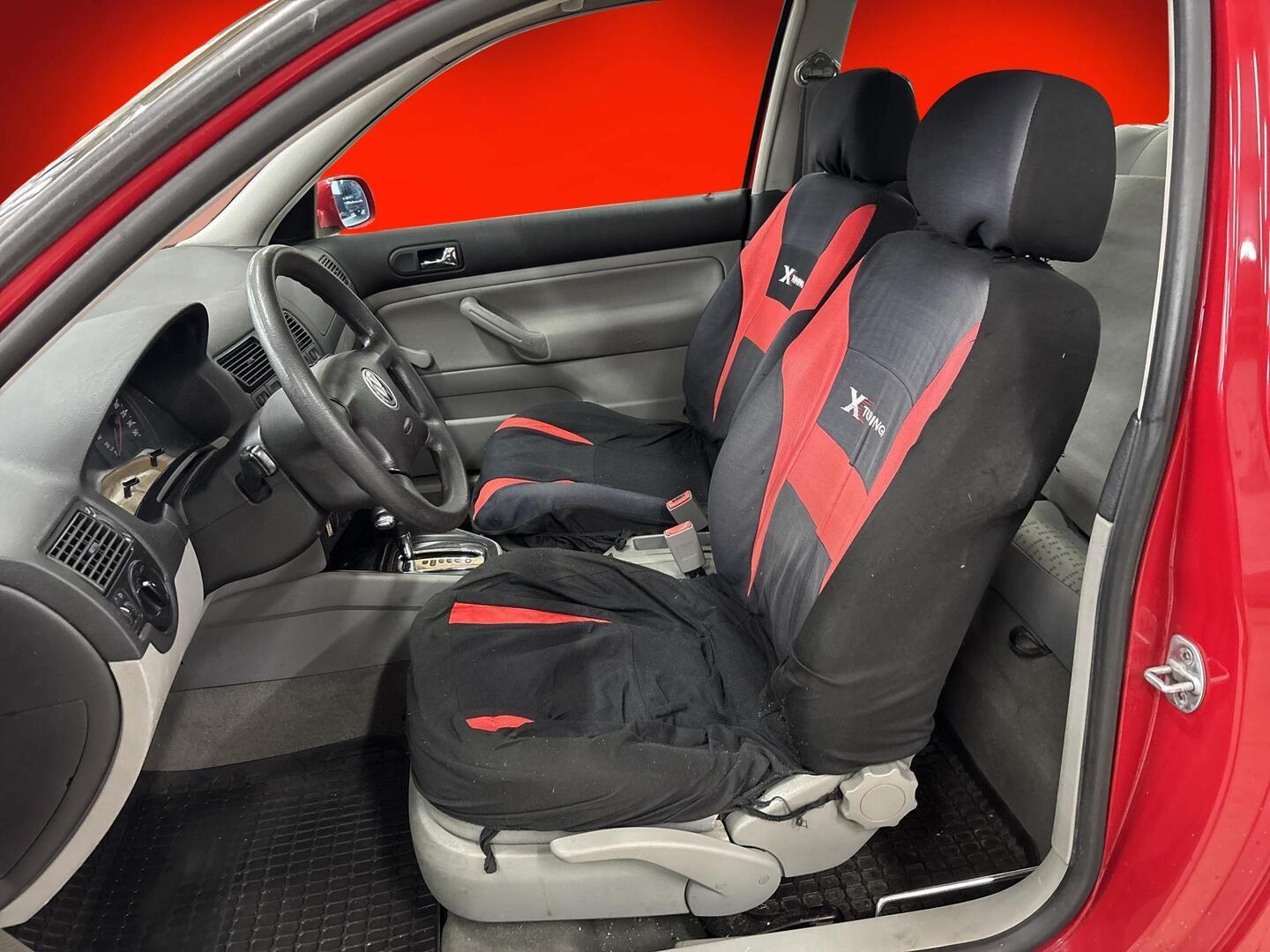 VOLKSWAGEN Golf 2001