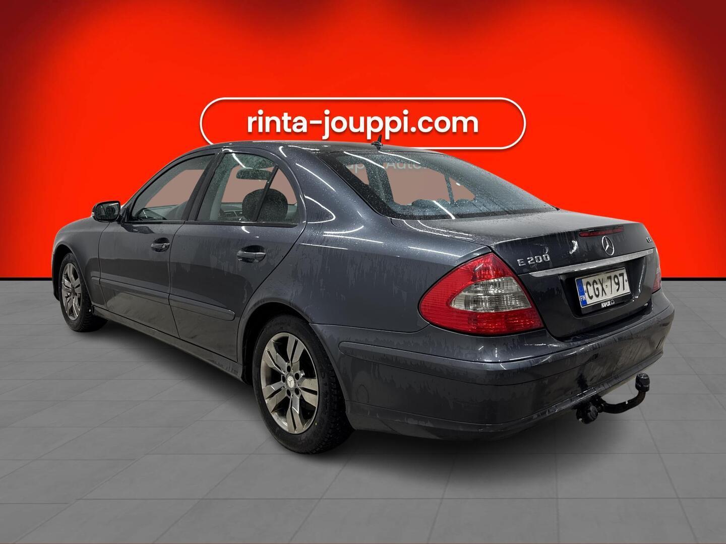 MERCEDES-BENZ E 2008