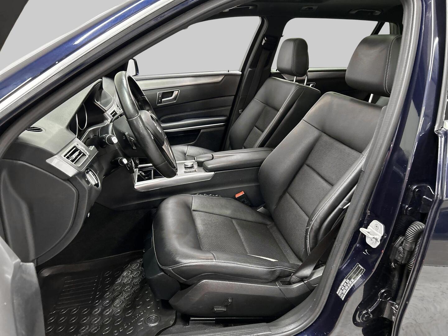 MERCEDES-BENZ E 2013