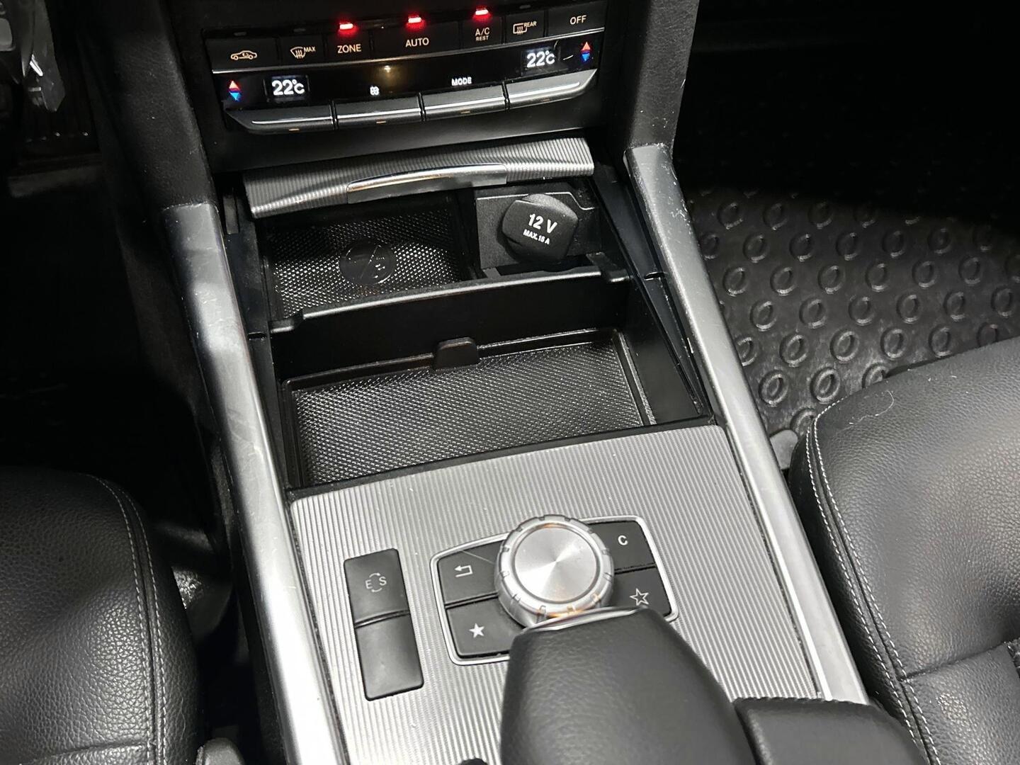 MERCEDES-BENZ E 2013