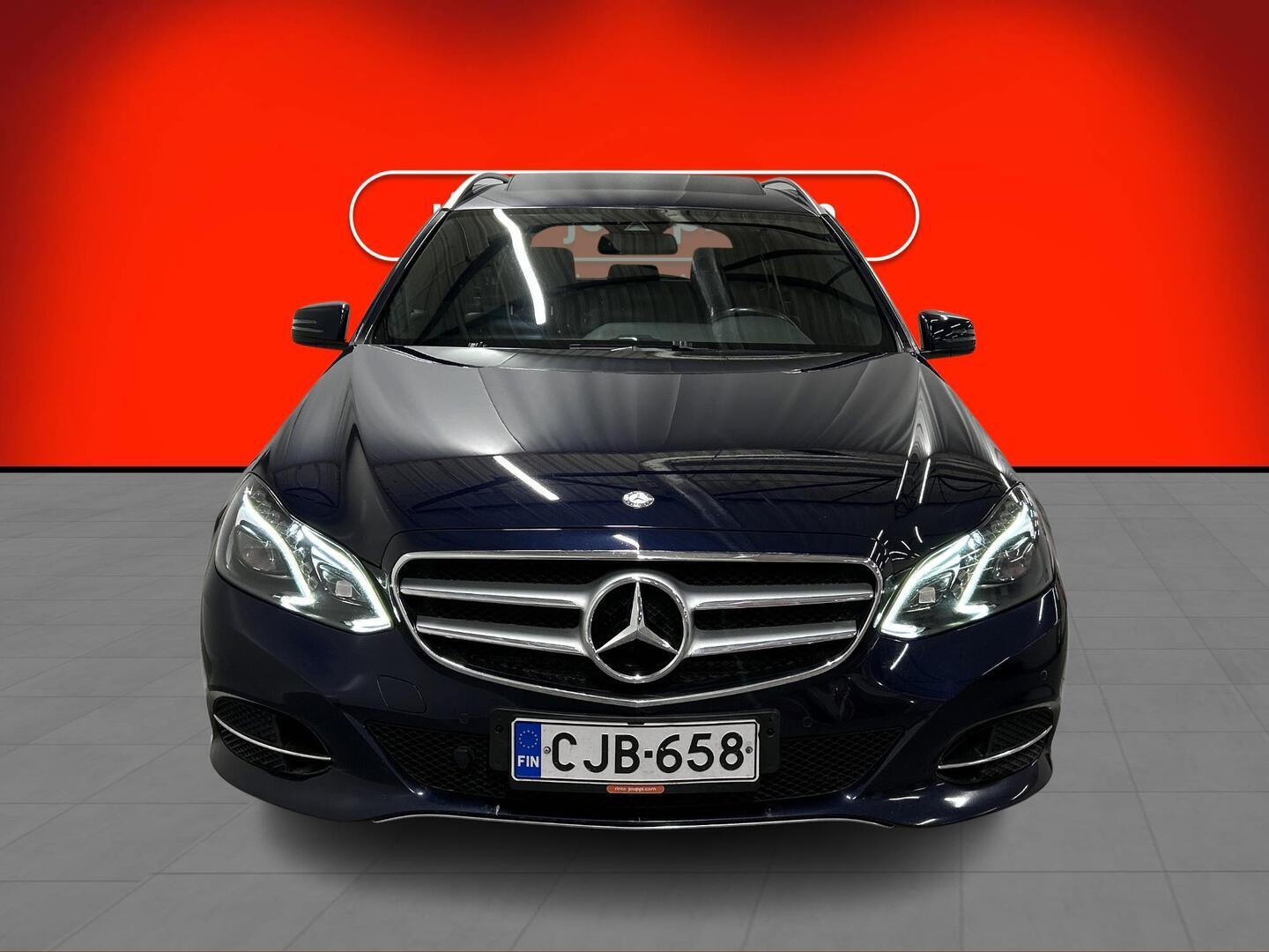 MERCEDES-BENZ E 2013