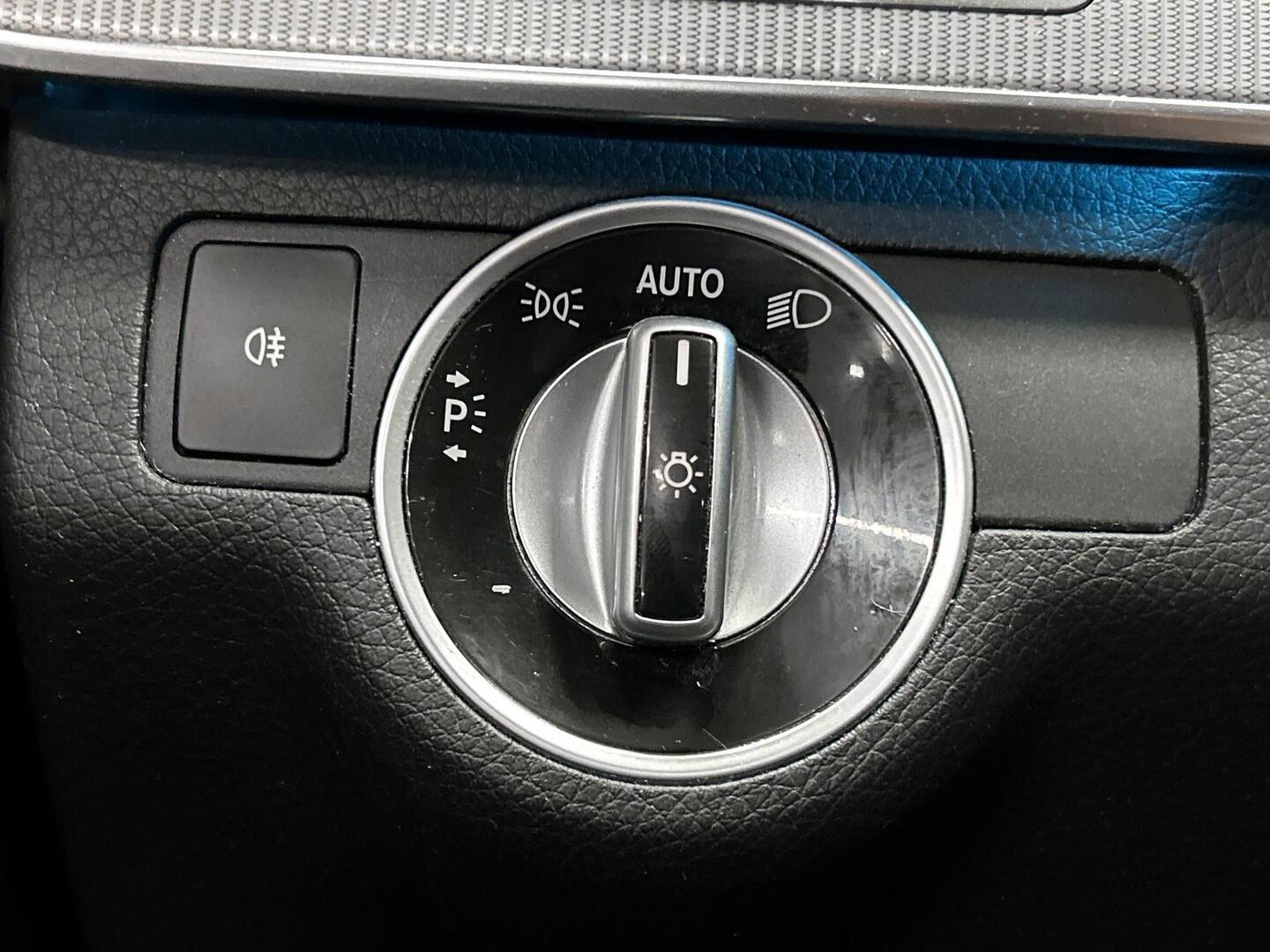 MERCEDES-BENZ E 2013