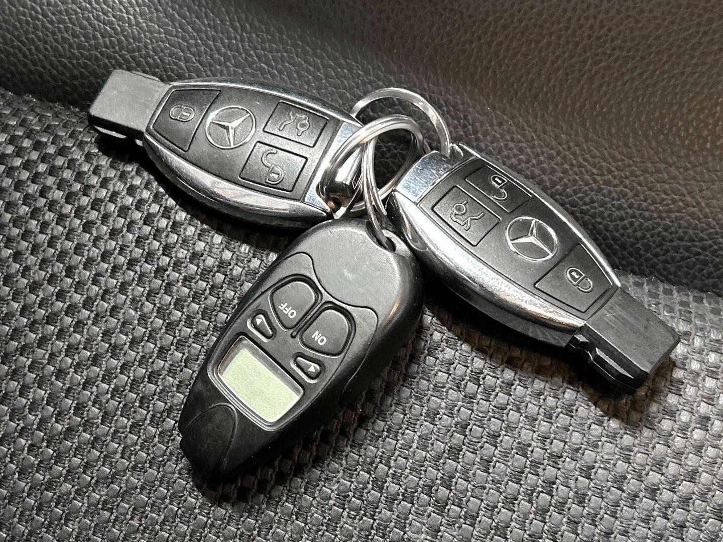 MERCEDES-BENZ E 2013