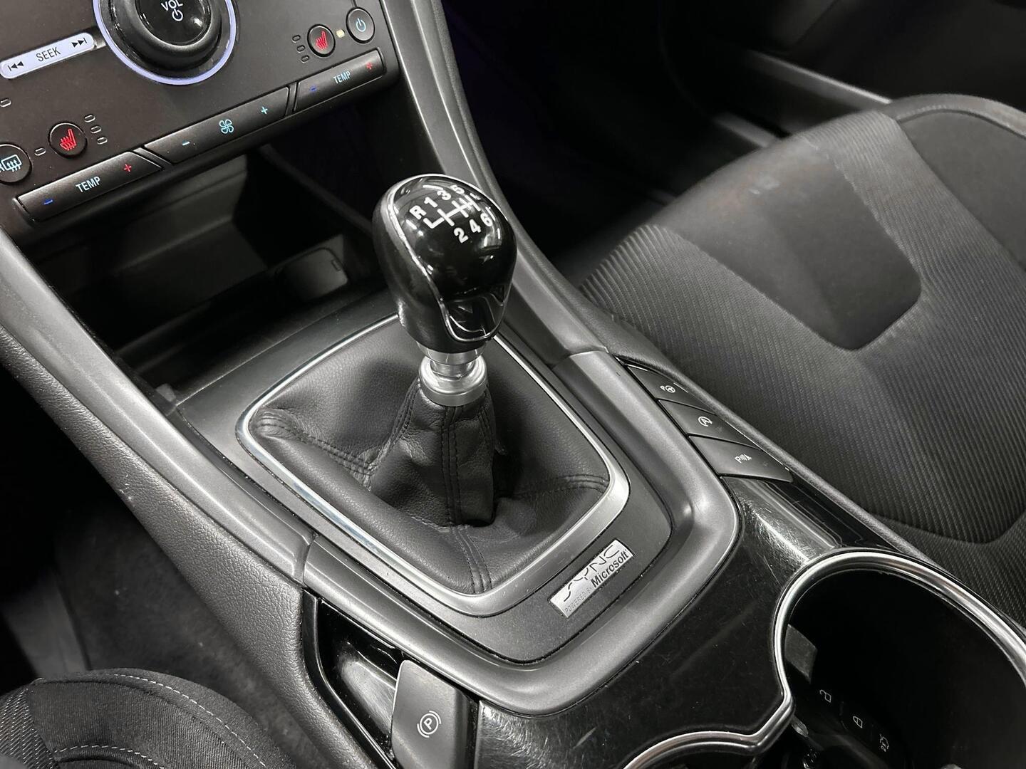 FORD Mondeo 2015