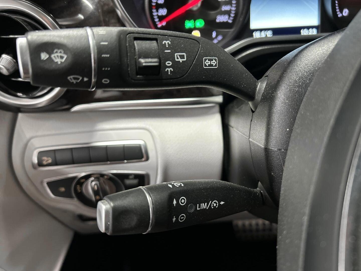 MERCEDES-BENZ V 2019