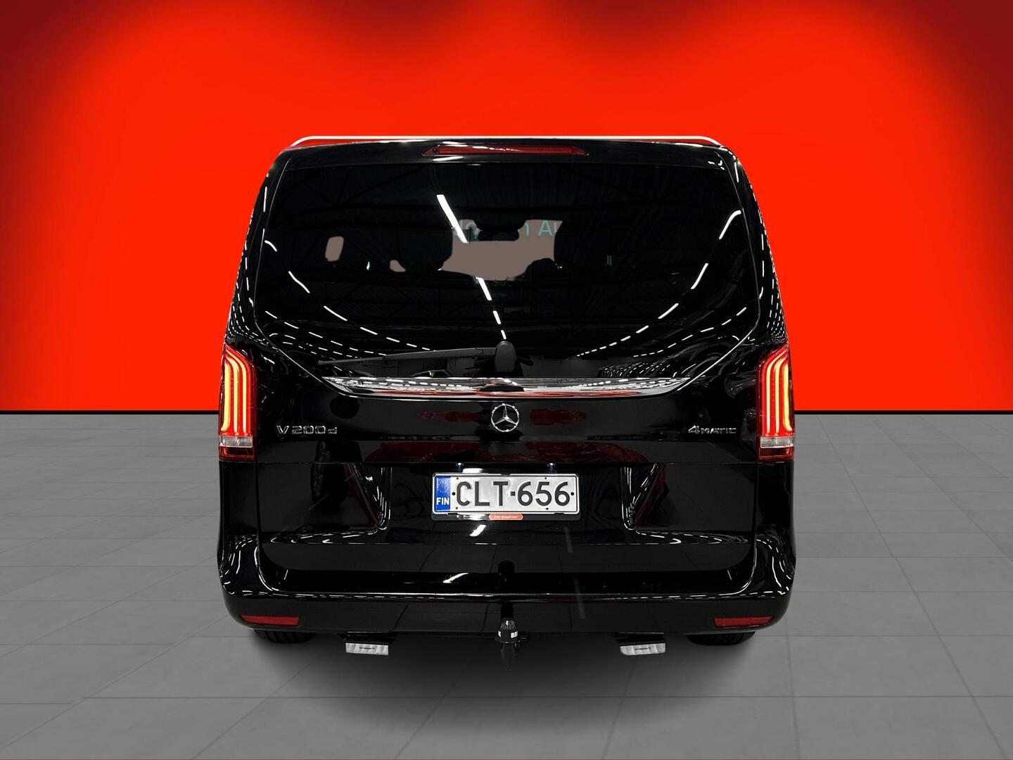 MERCEDES-BENZ V 2019