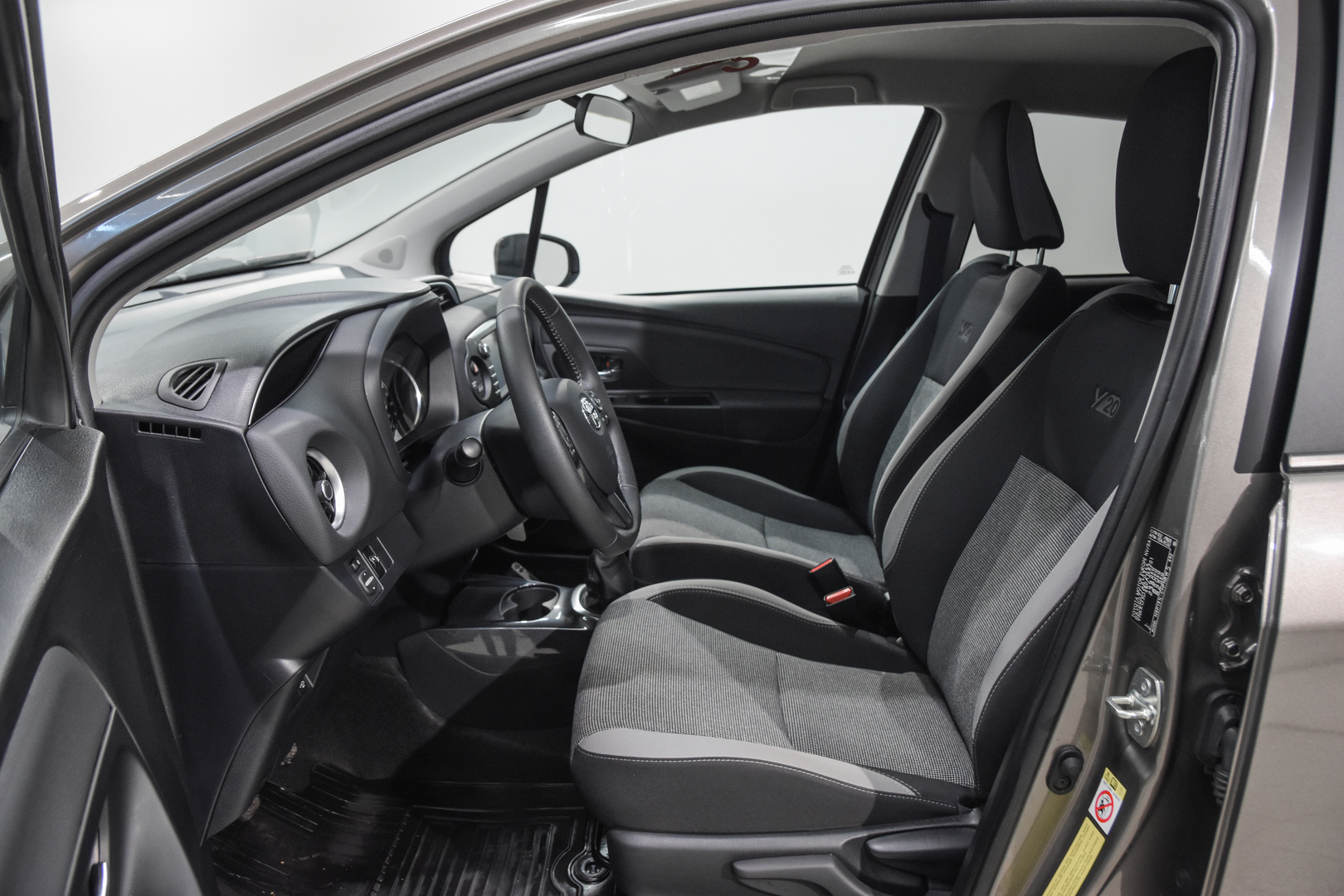 TOYOTA YARIS 2019