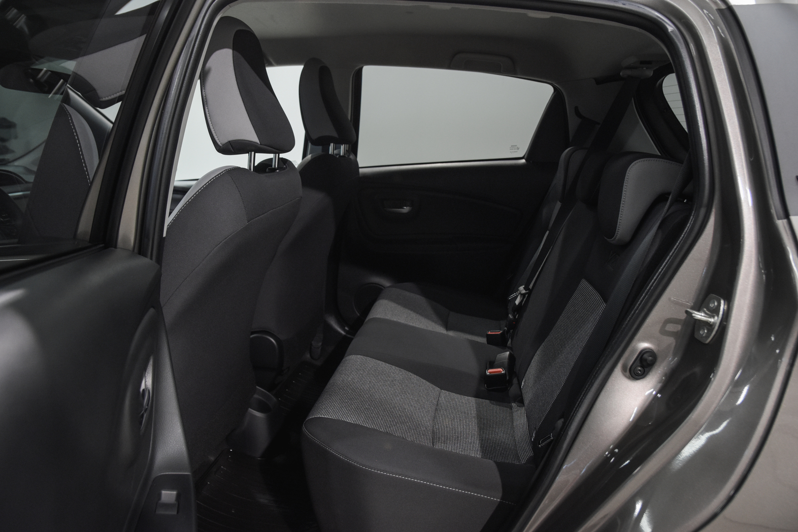 TOYOTA YARIS 2019