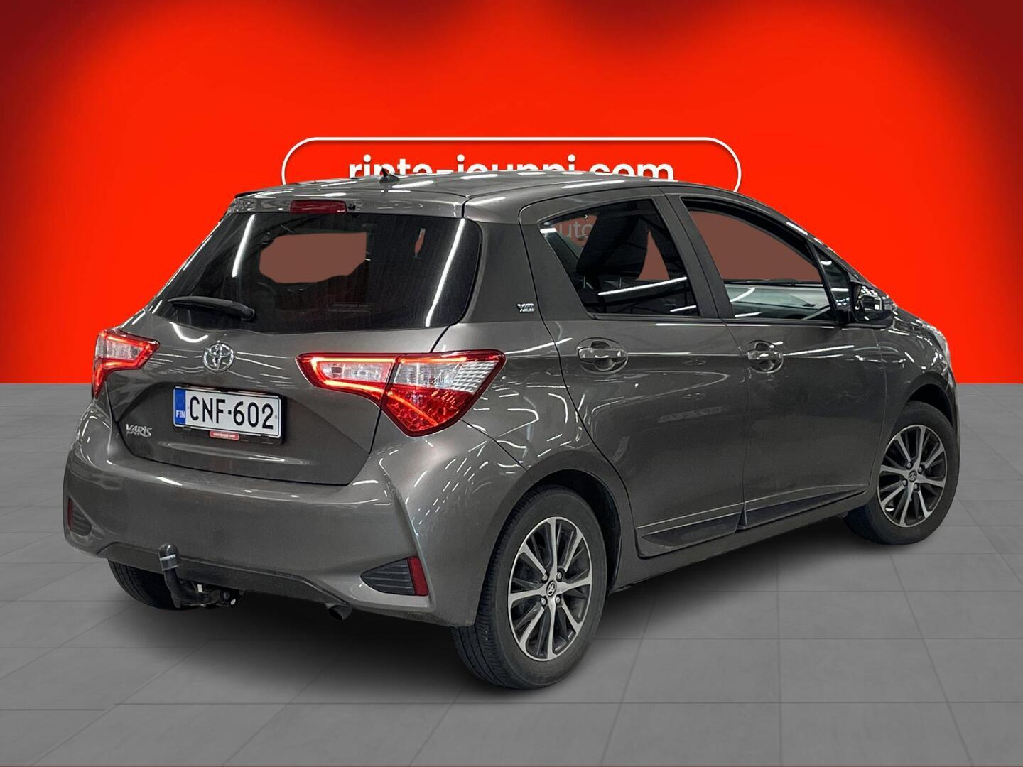 TOYOTA YARIS 2019