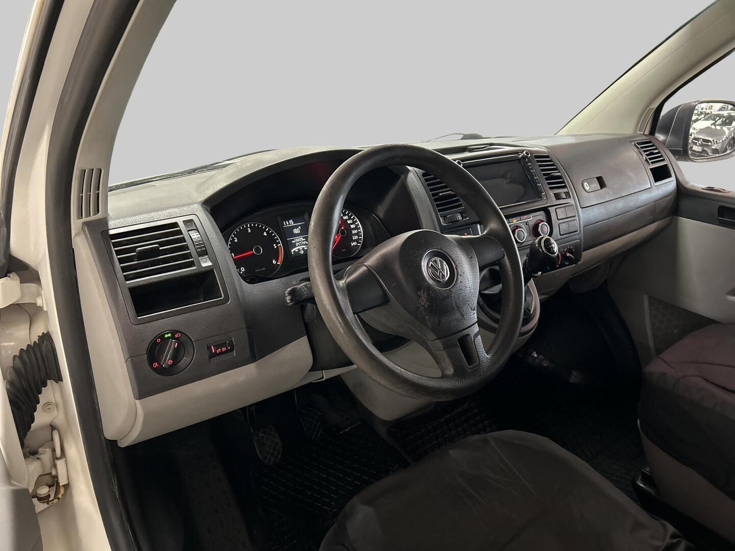 VOLKSWAGEN Transporter 2010