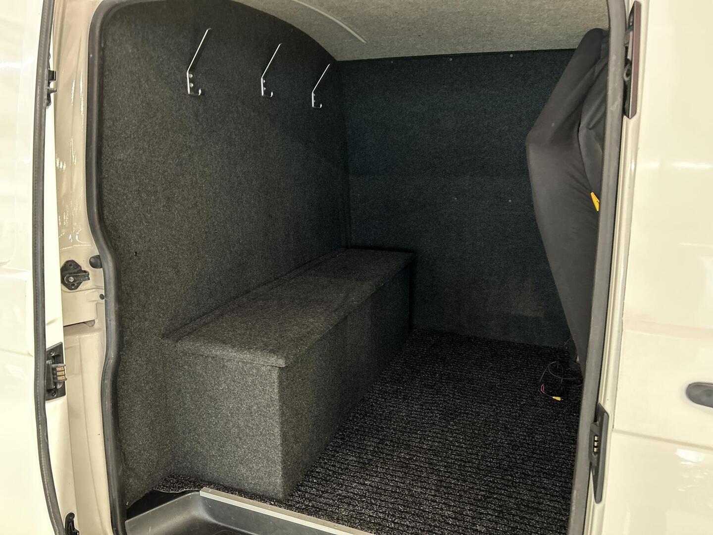 VOLKSWAGEN Transporter 2010