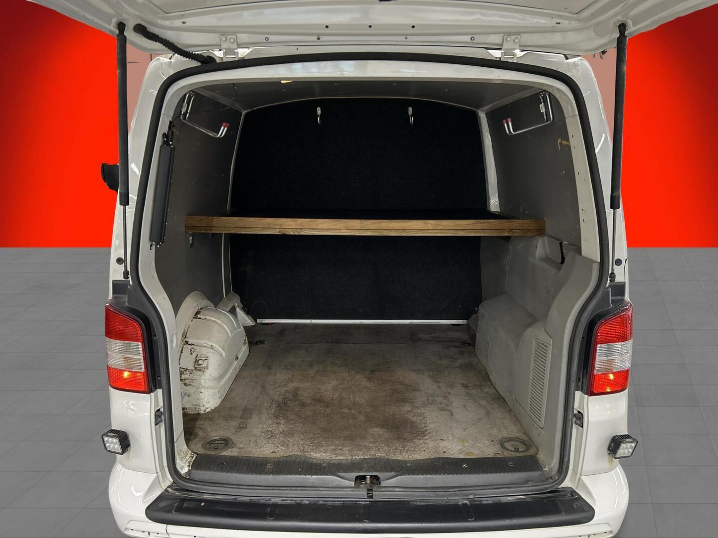 VOLKSWAGEN Transporter 2010