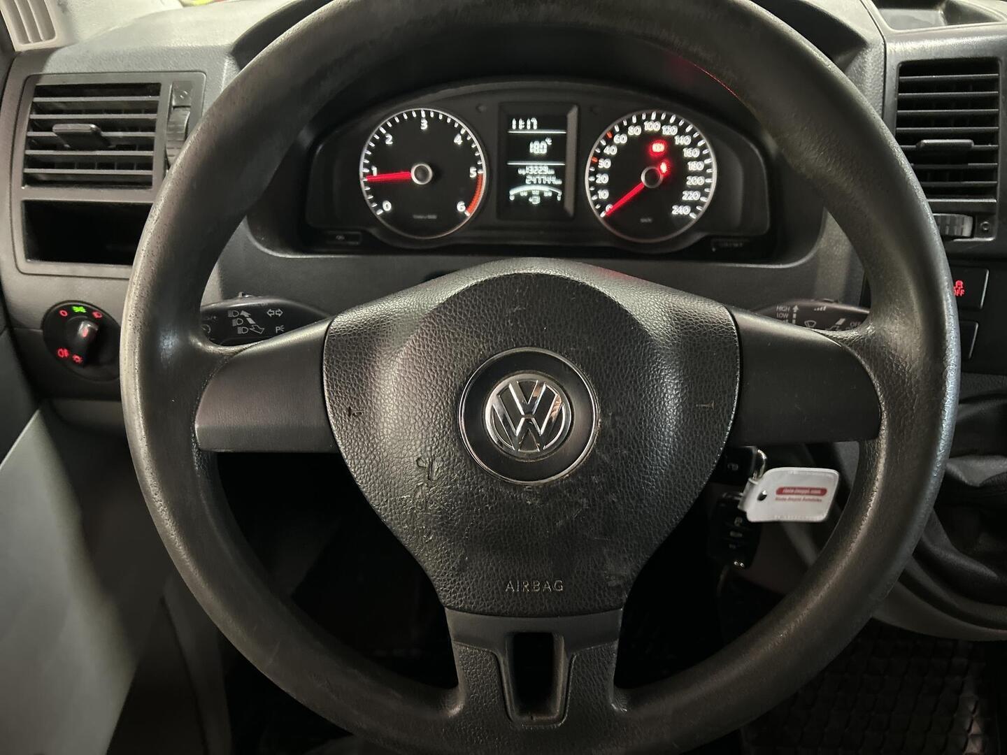 VOLKSWAGEN Transporter 2010