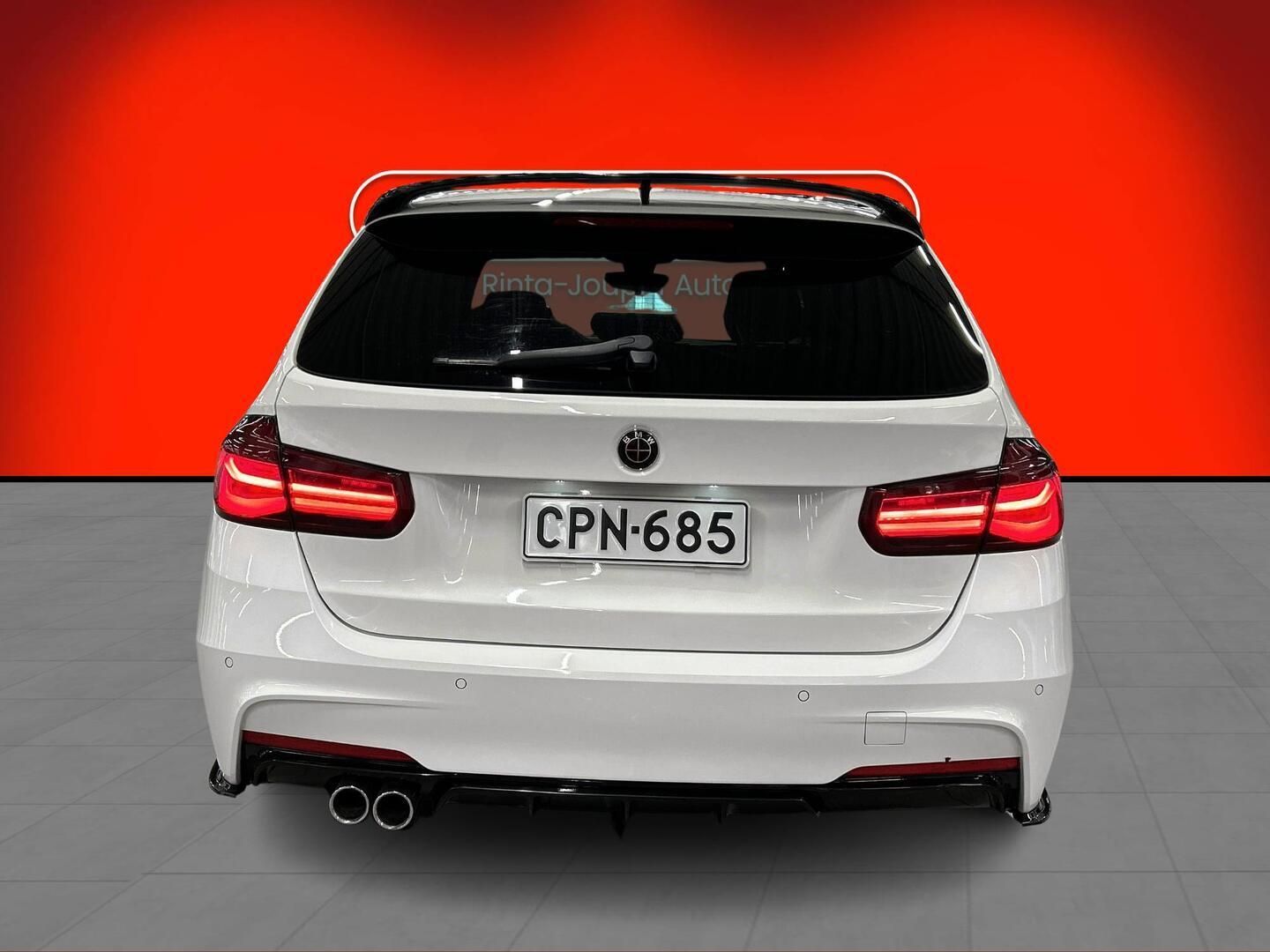 BMW 325 2017