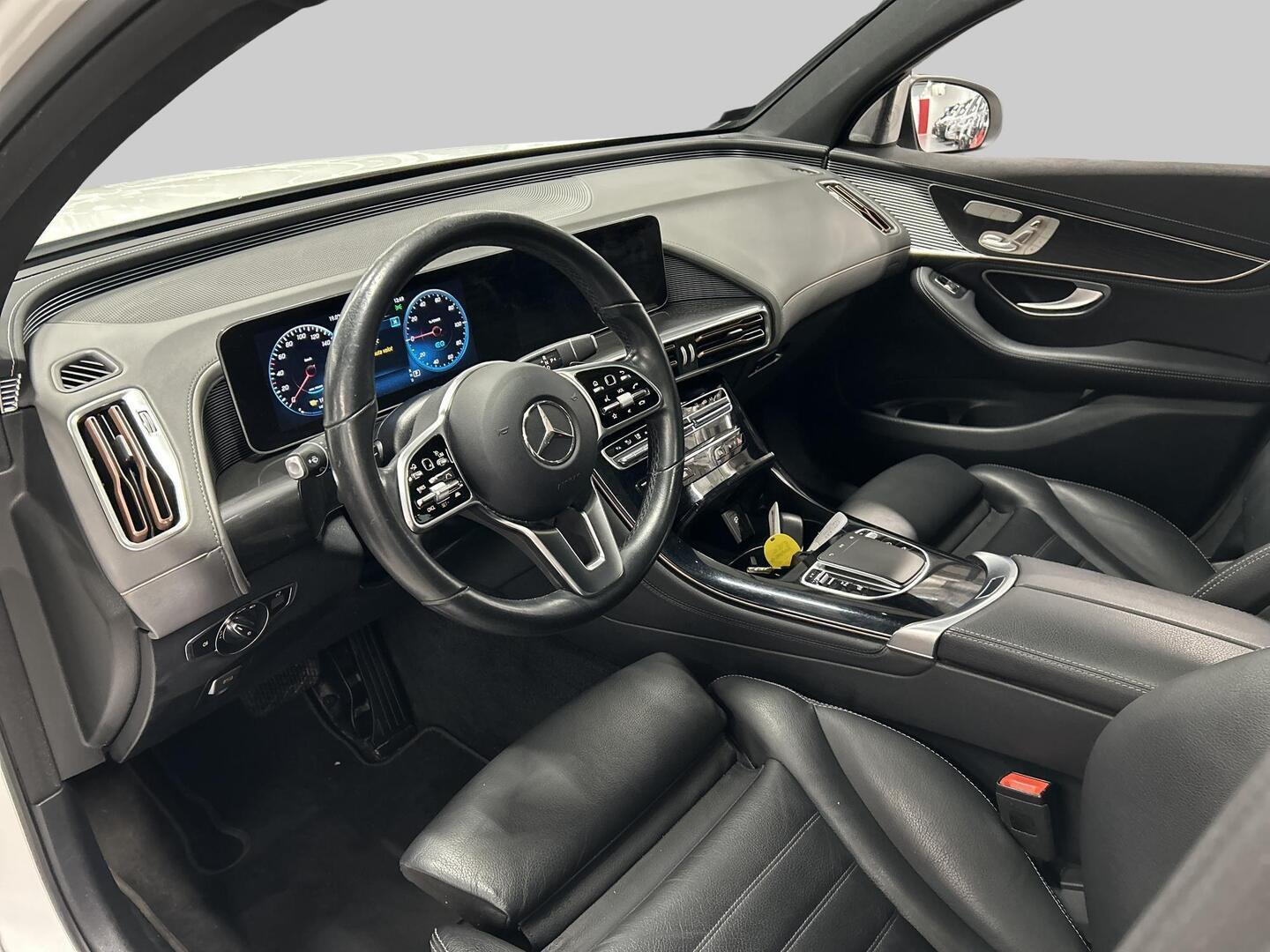 MERCEDES-BENZ EQC 2022