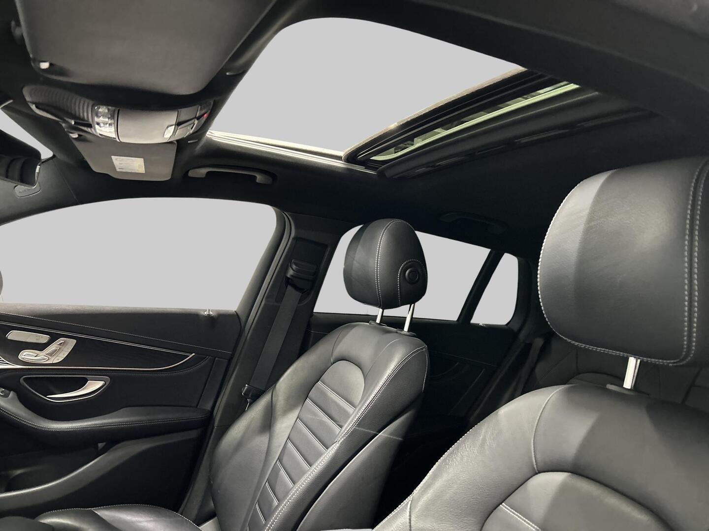 MERCEDES-BENZ EQC 2022
