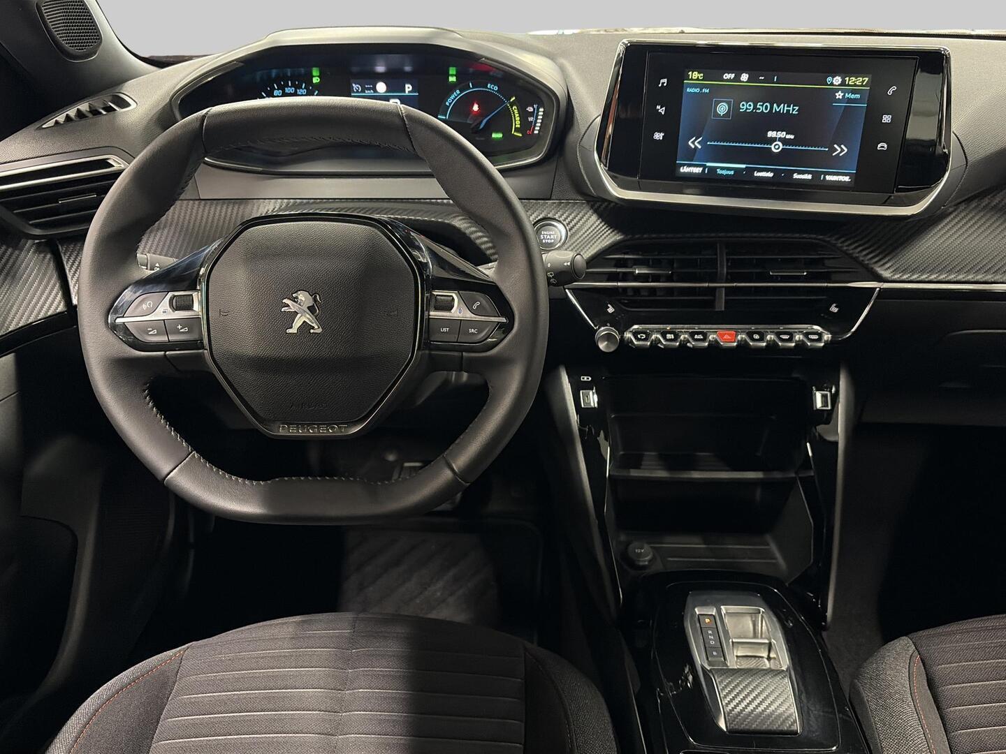 PEUGEOT e-2008 2023