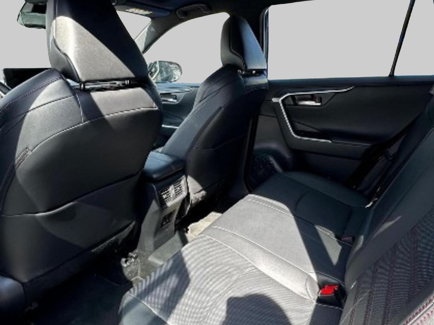 TOYOTA RAV4 PLUG-IN 2024