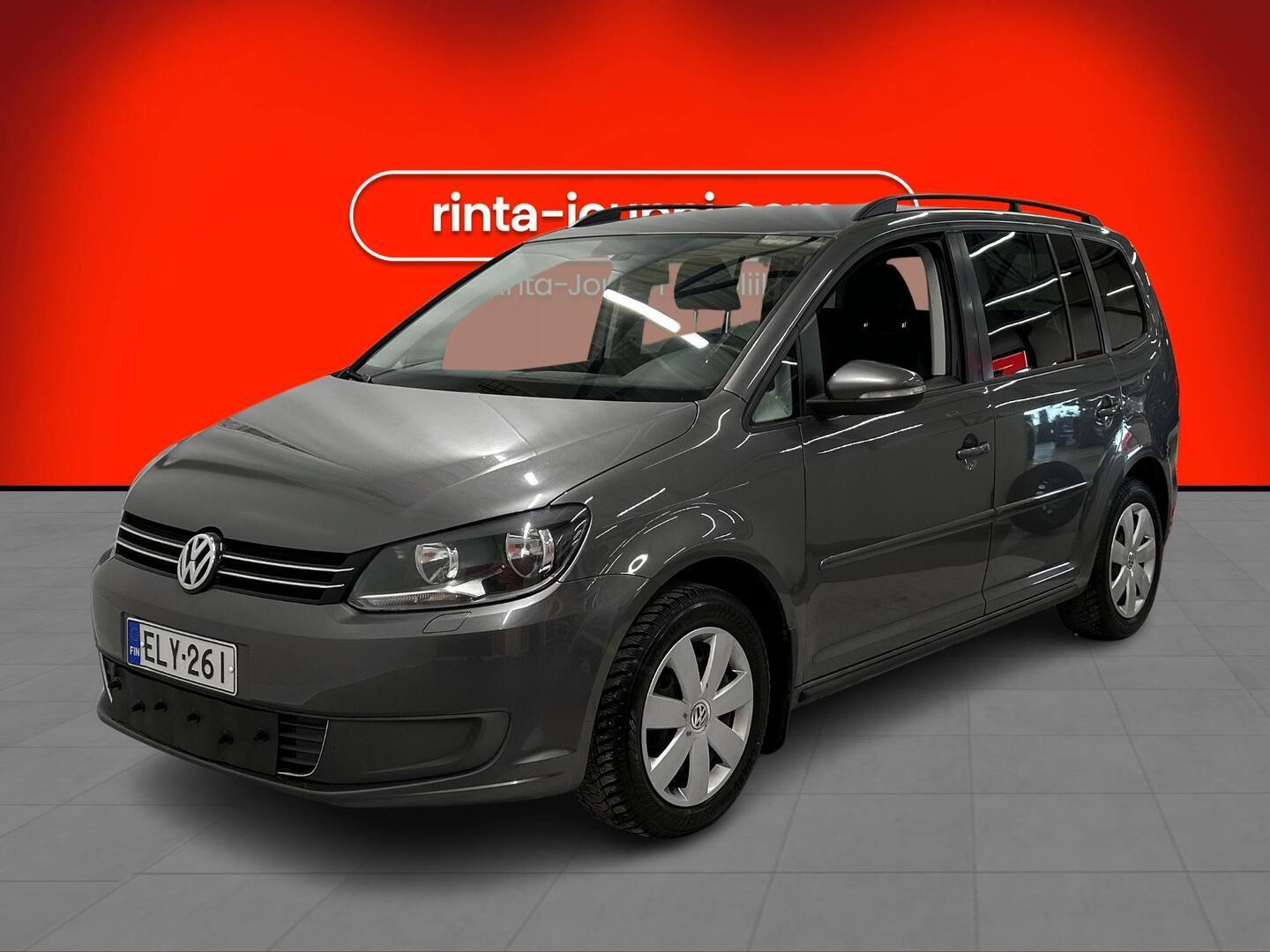 VOLKSWAGEN Touran 2011