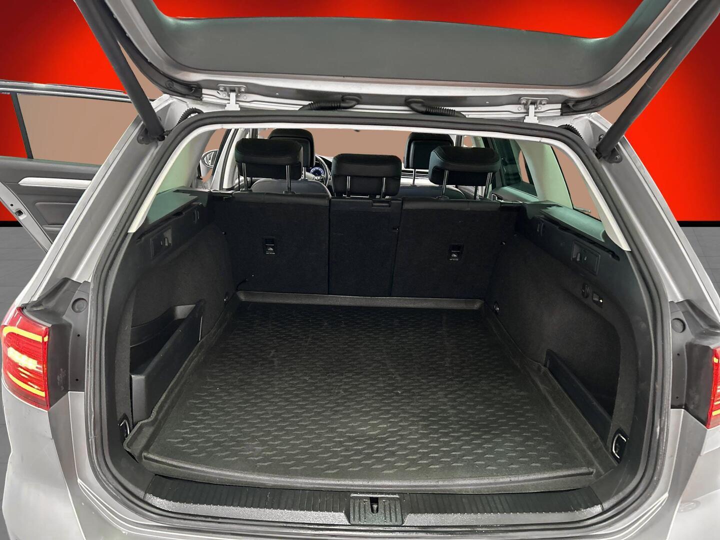 VOLKSWAGEN Passat 2014