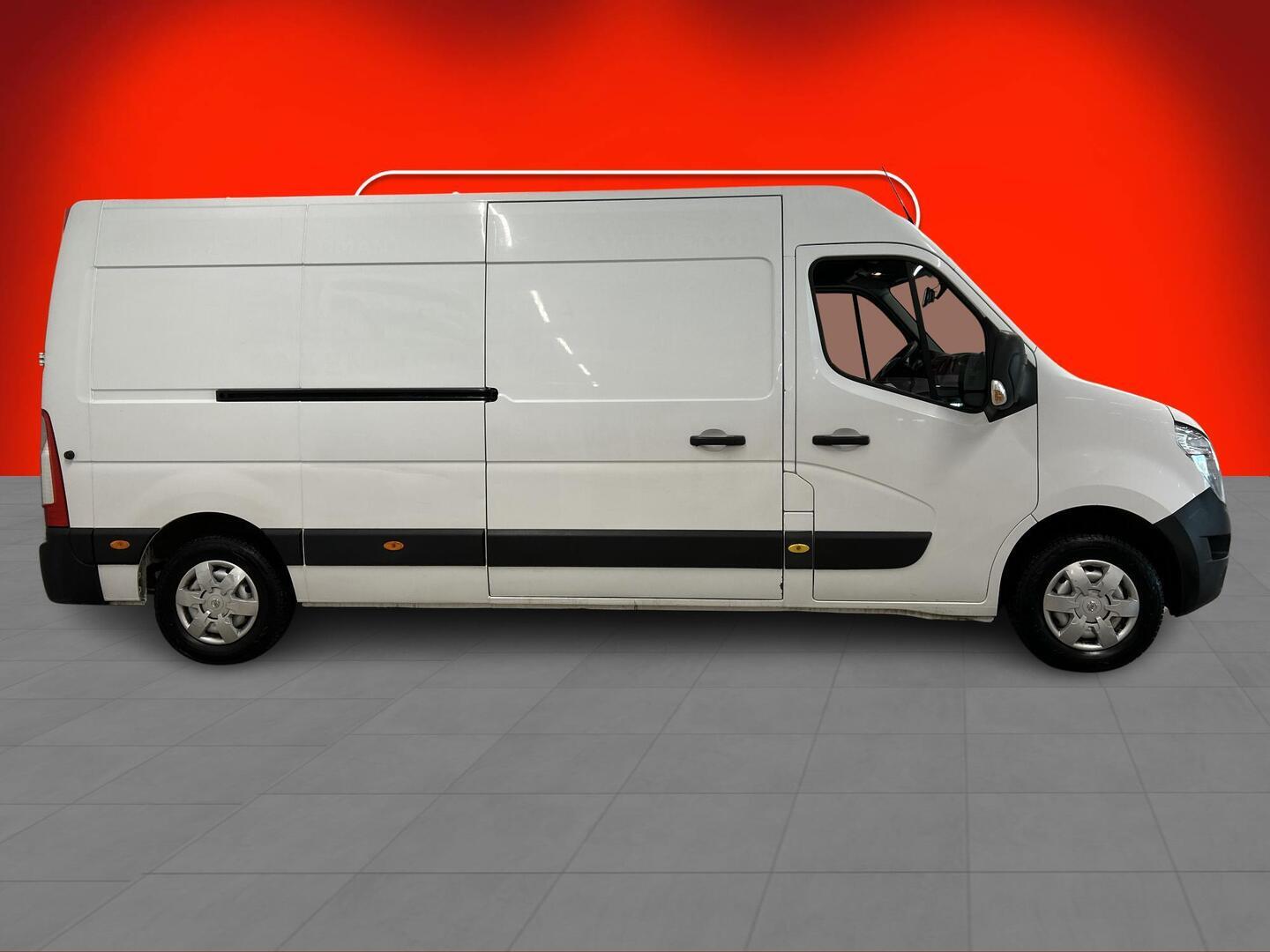 NISSAN NV400 2018