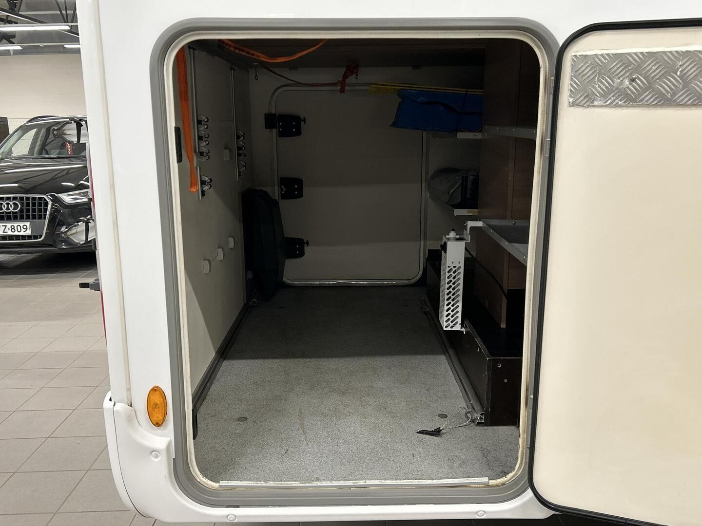 BÜRSTNER BT 6905 Harmony line 2019