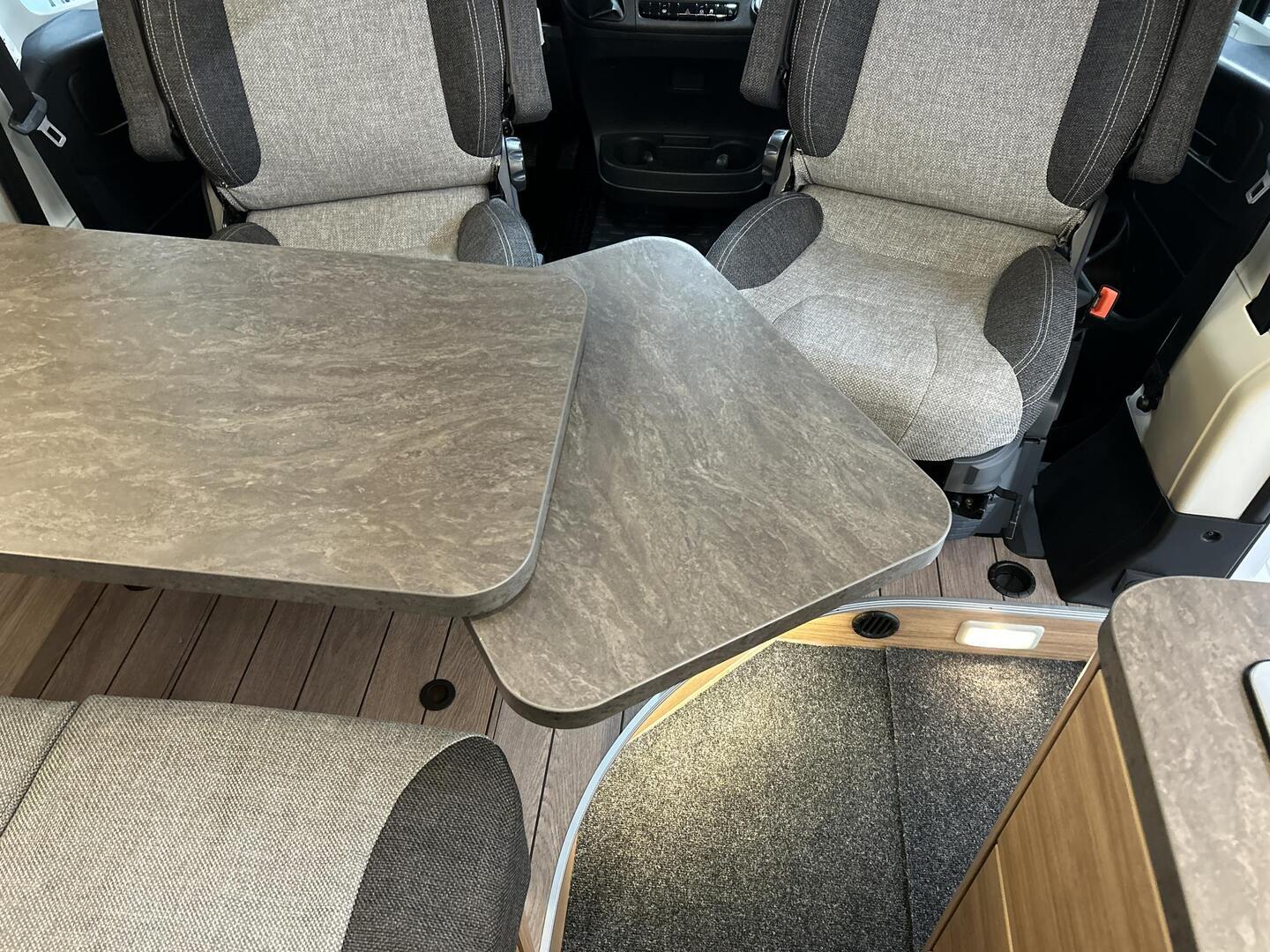 WEINSBERG CARABUS 601 2022