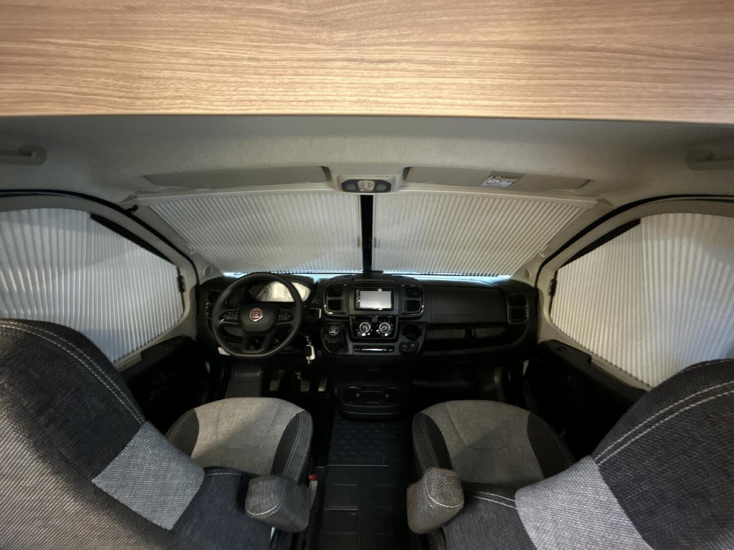 WEINSBERG CARABUS 601 2022