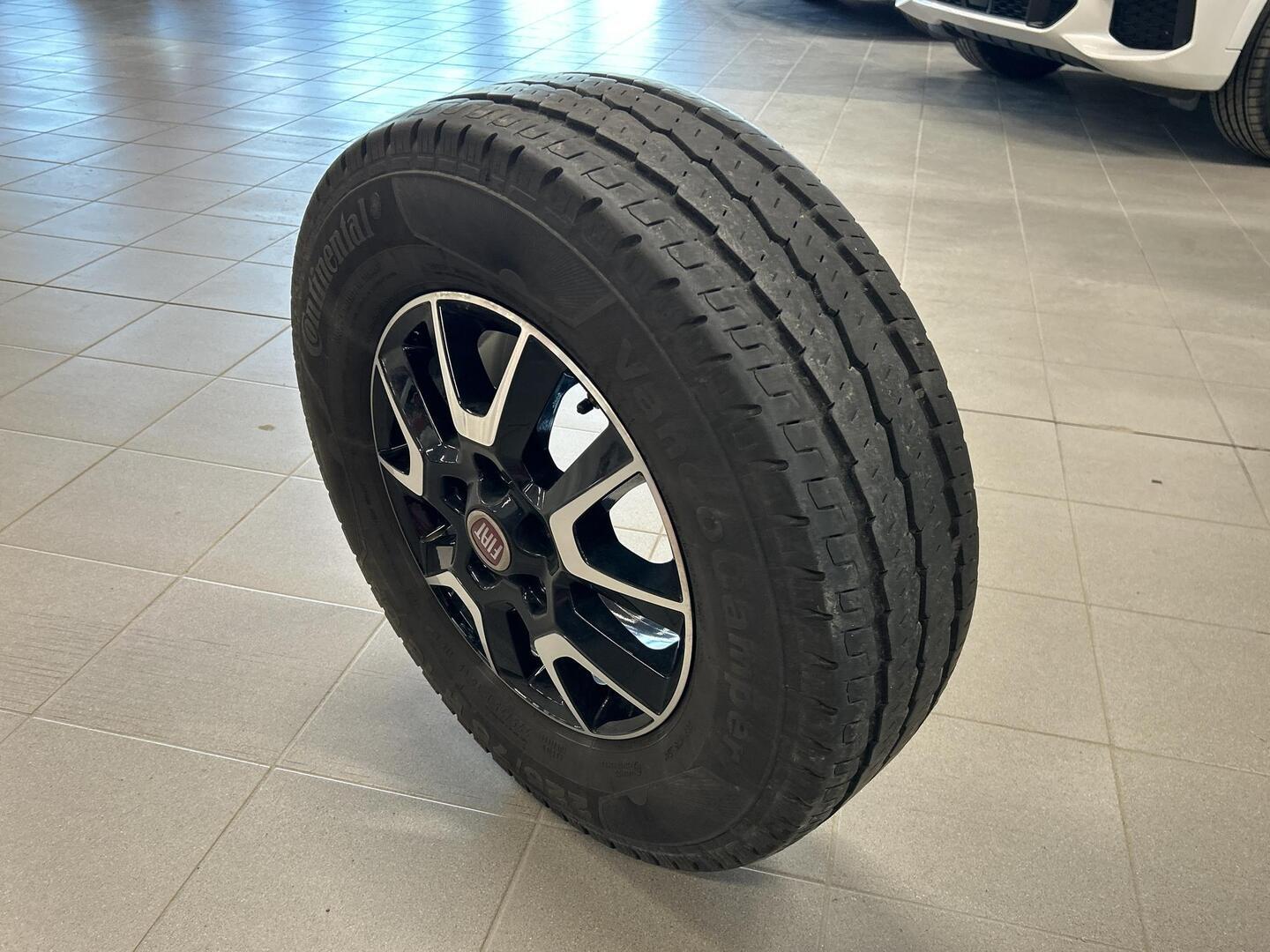 WEINSBERG CARABUS 601 2022