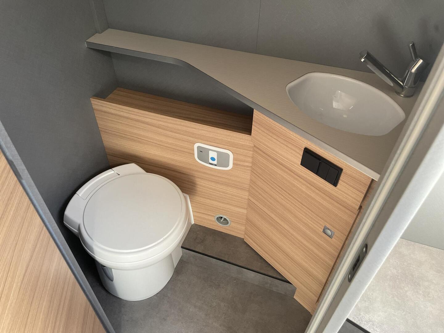 DETHLEFFS Just T7052 2022