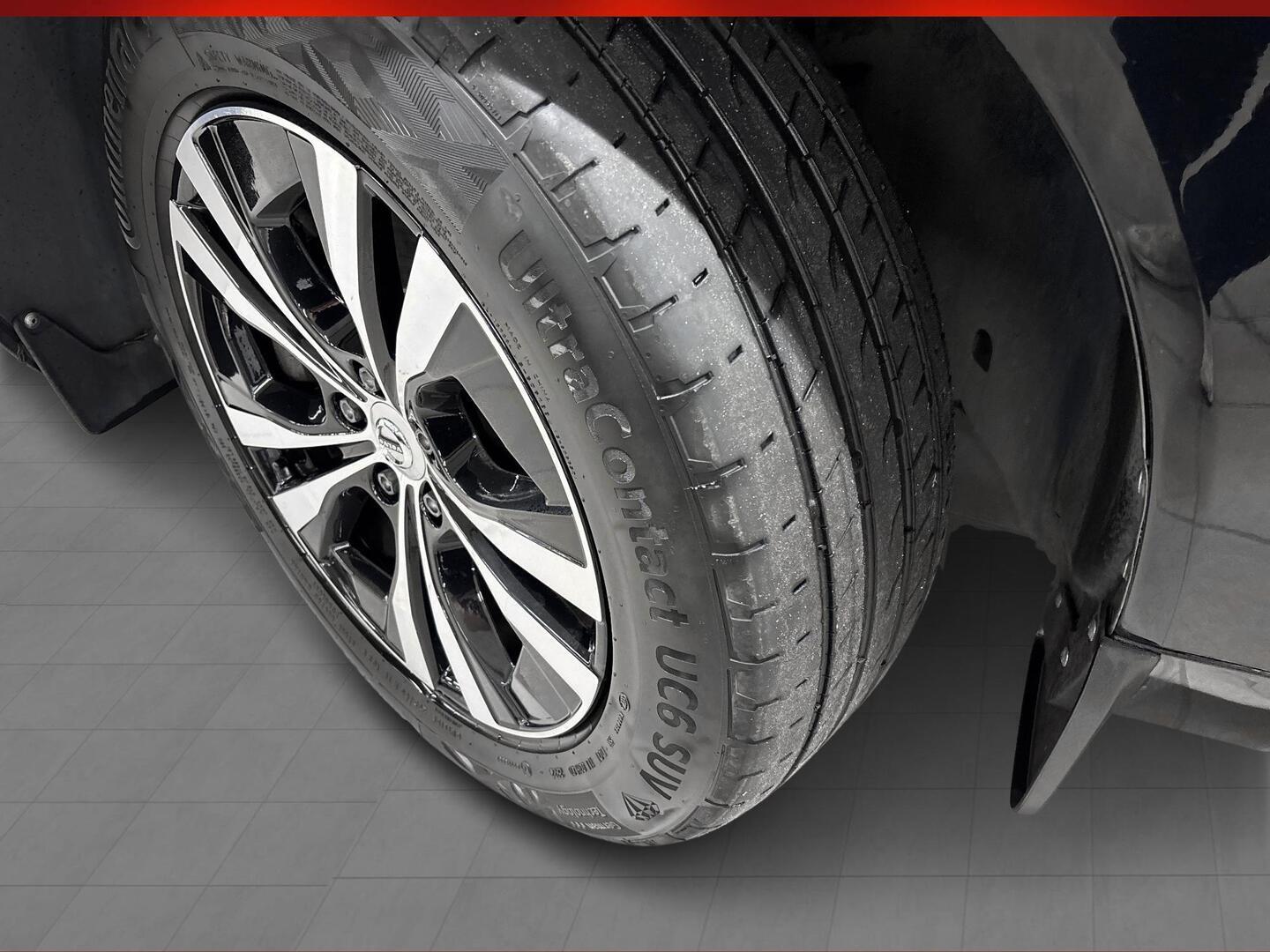 VOLVO XC60 2020