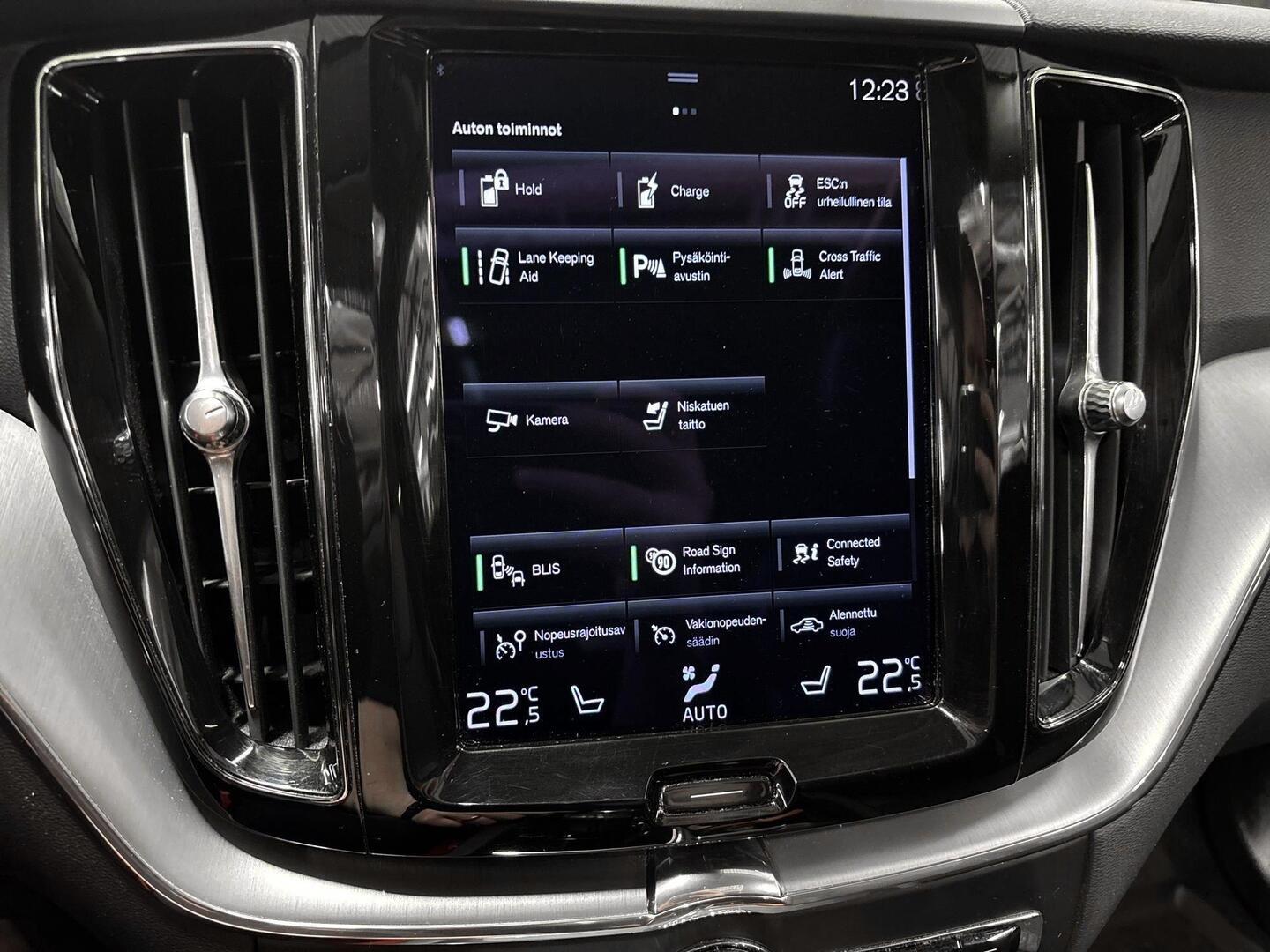VOLVO XC60 2020