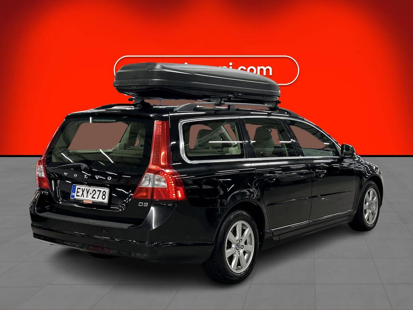 VOLVO V70 2012