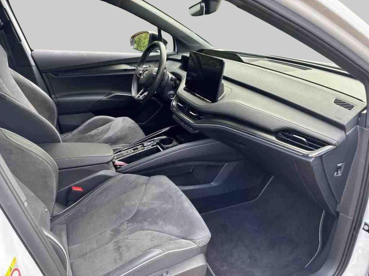 SKODA ENYAQ 80X 2023