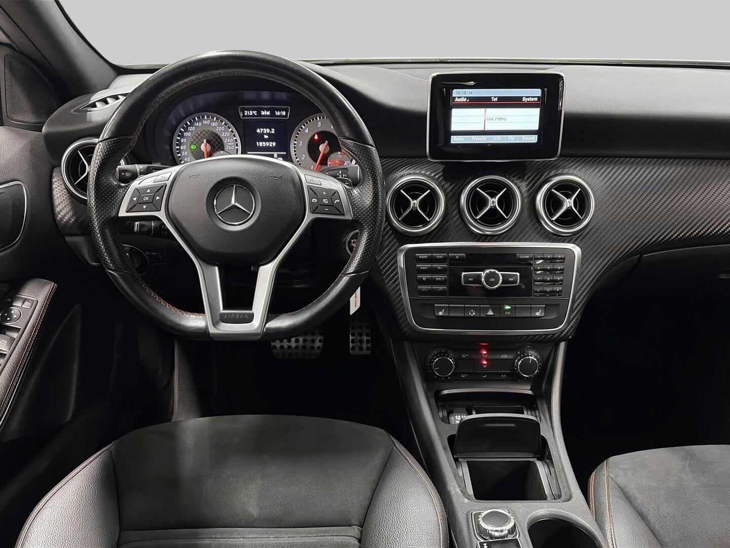 MERCEDES-BENZ A 2013