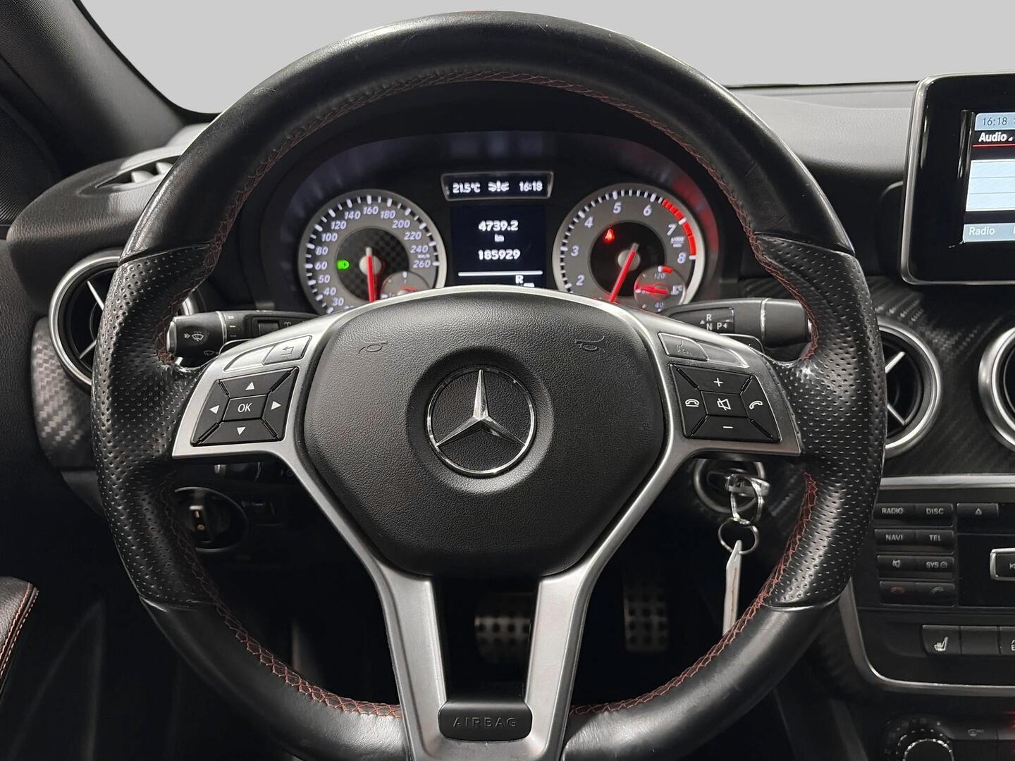 MERCEDES-BENZ A 2013