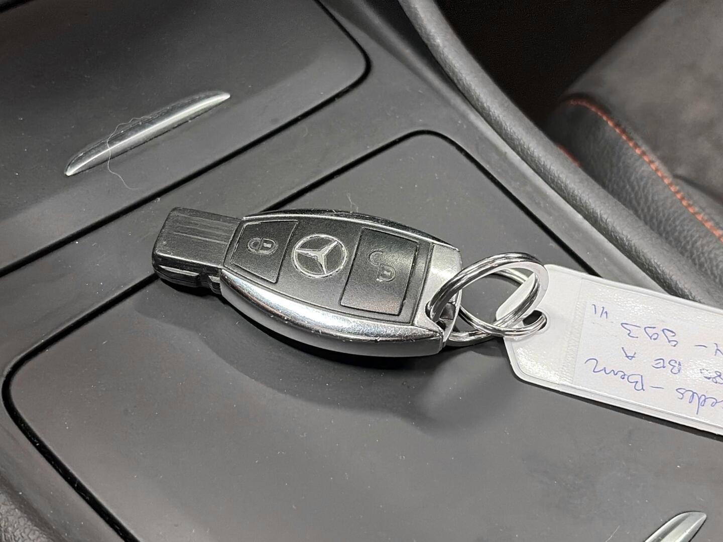 MERCEDES-BENZ A 2013