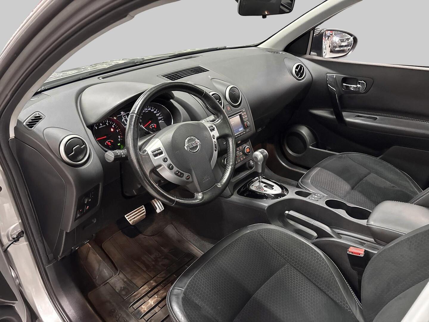 NISSAN Qashqai 2013