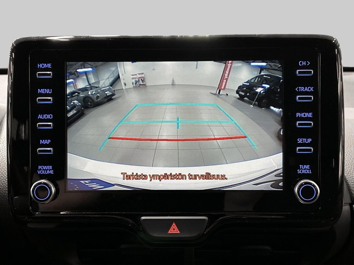TOYOTA Yaris 2021