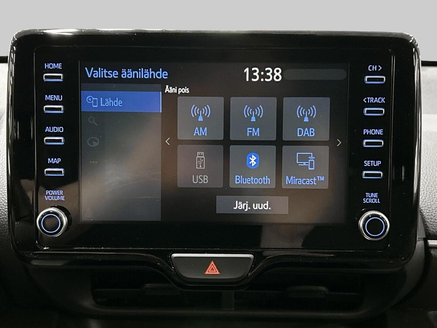 TOYOTA Yaris 2021