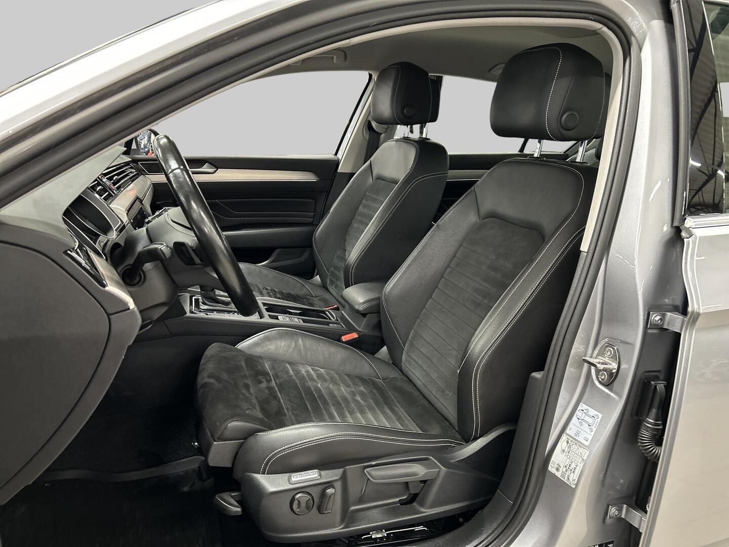 VOLKSWAGEN Passat 2020