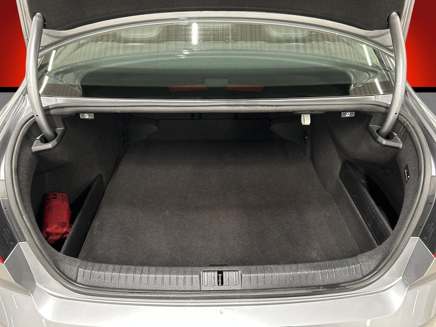 VOLKSWAGEN Passat 2020