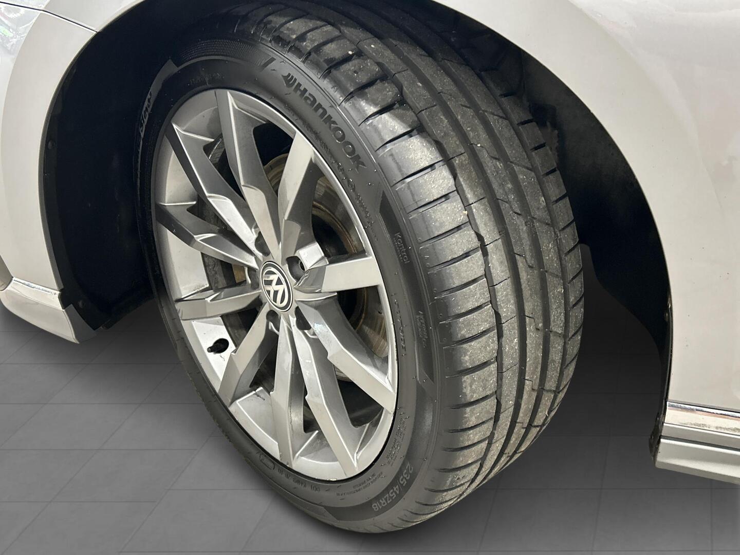 VOLKSWAGEN Passat 2020